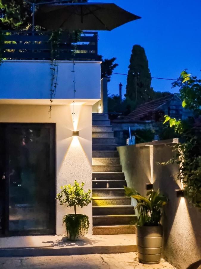 ביוגראד נה מורו Residence ǁ Corino מראה חיצוני תמונה