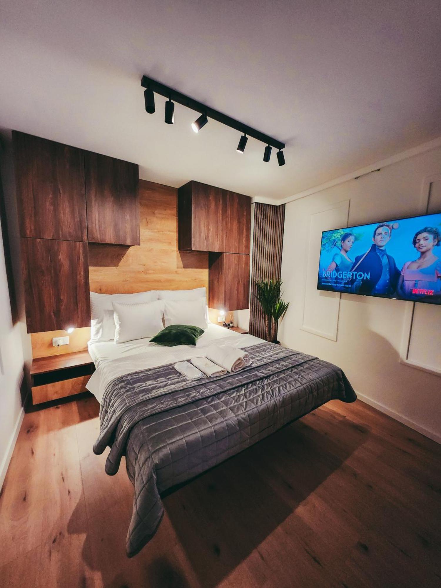 ביוגראד נה מורו Residence ǁ Corino מראה חיצוני תמונה